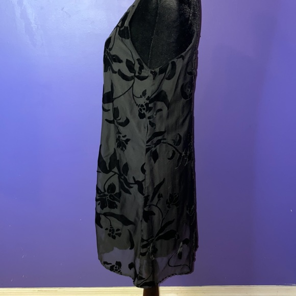 The LDRS velvet floral black slip on dress.  Size xsm-med - Picture 6 of 12
